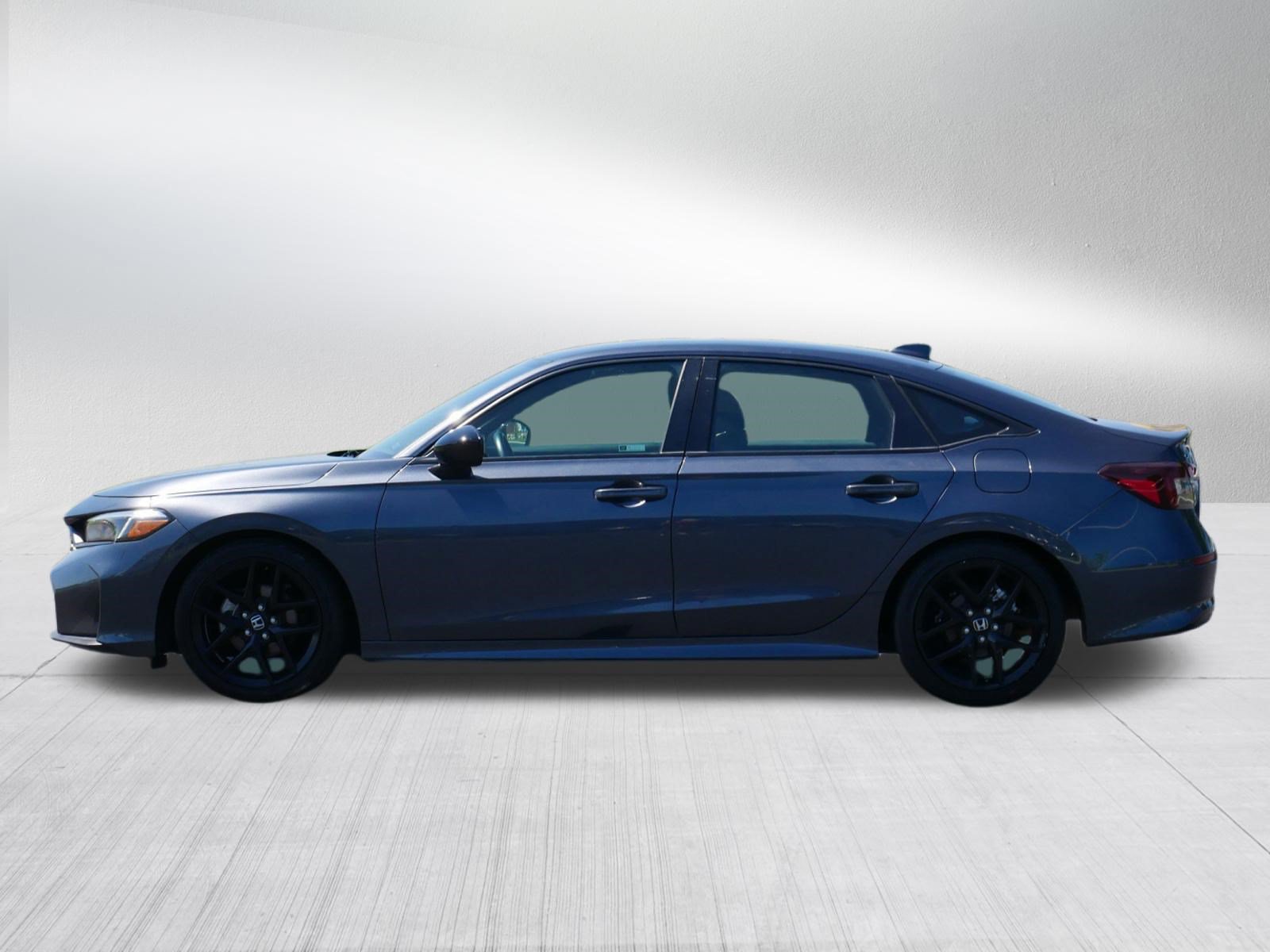 Used 2025 Honda Civic Sport image 3
