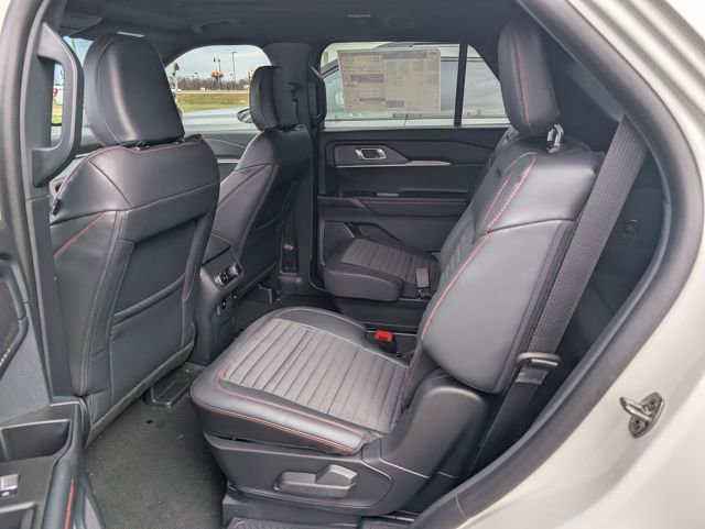 New 2026 Ford Explorer Active w/ Active Comfort Package image 9