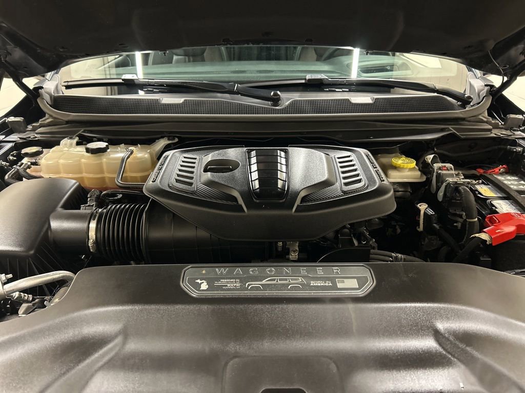Used 2024 Jeep Wagoneer L Series II w/ Convenience Group I image 20