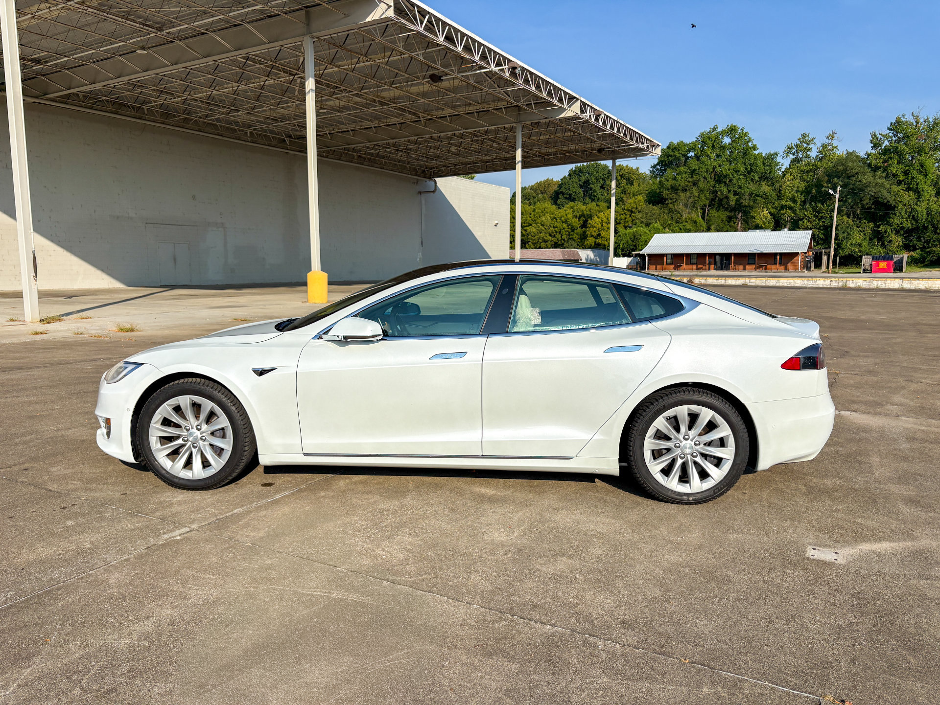 Used 2020 Tesla Model S Long Range Plus AWD/4WD image 7