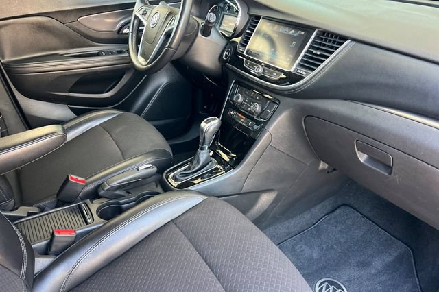 Used 2020 Buick Encore Preferred w/ Safety Package FWD image 19
