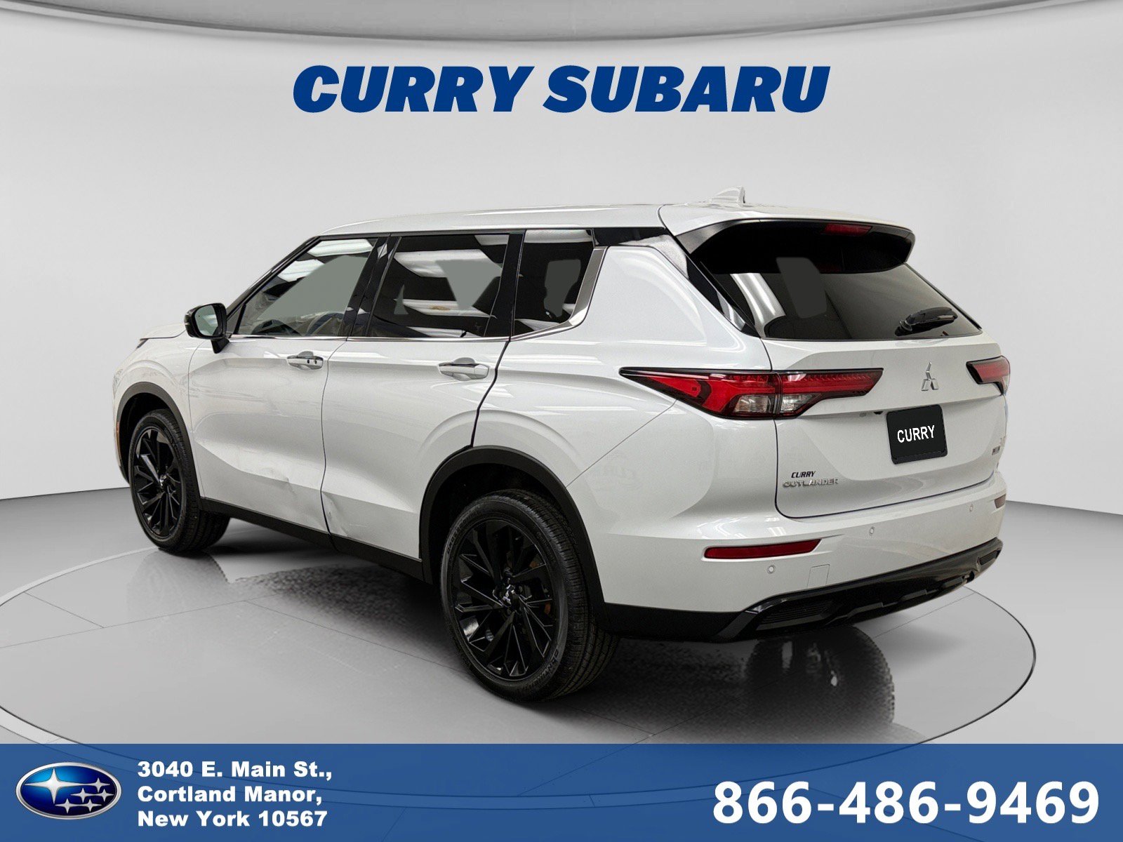 Used 2023 Mitsubishi Outlander SE AWD/4WD image 3