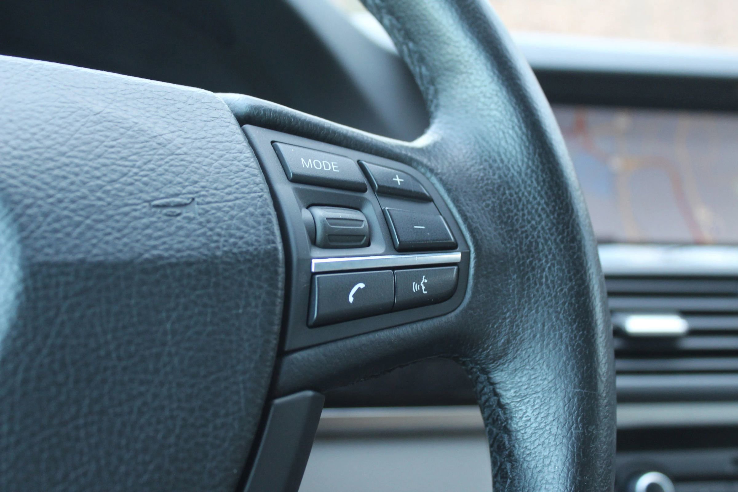 Used 2012 BMW 528i xDrive 528i xDrive Sedan 4D image 27