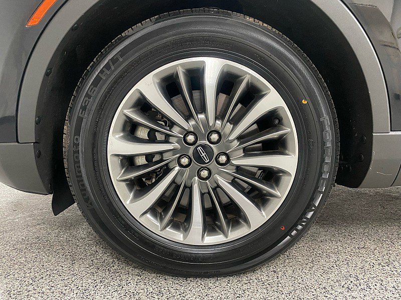 Used 2019 Lincoln Nautilus Select FWD image 25
