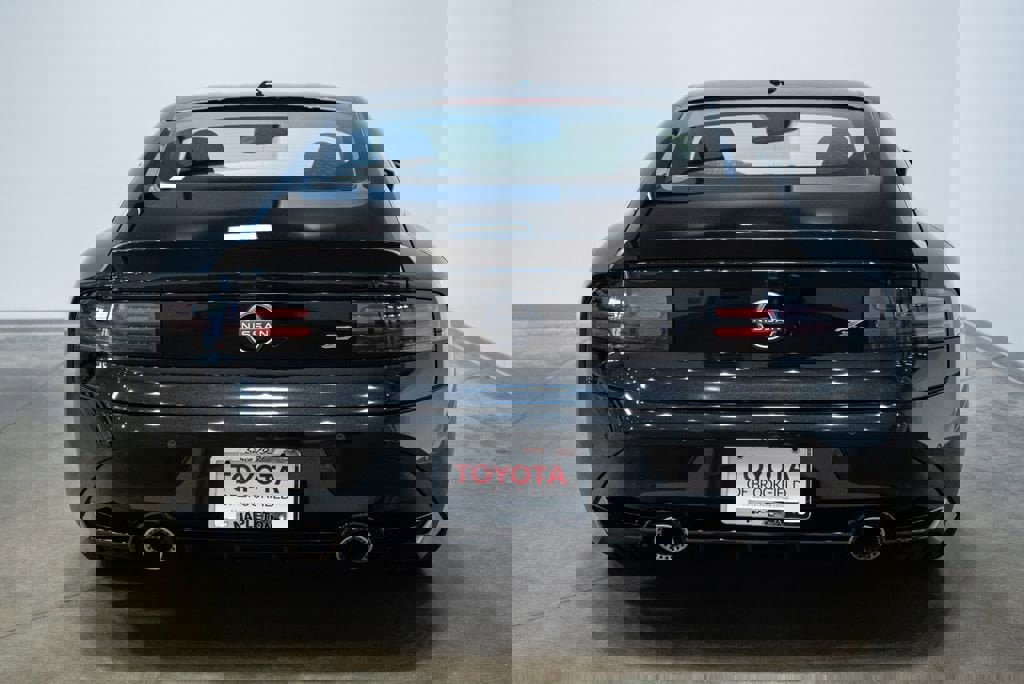 Used 2024 Nissan Z Performance w/ Floor Mat Package RWD image 6