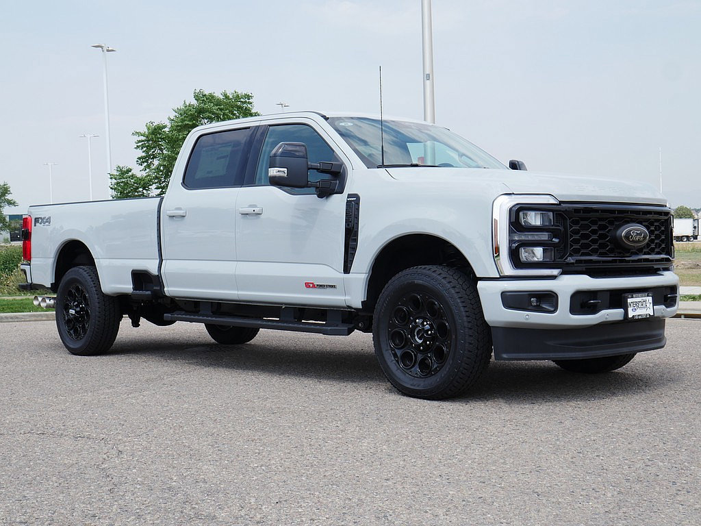New 2026 Ford F350 Lariat w/ Black Appearance Package AWD/4WD image 7