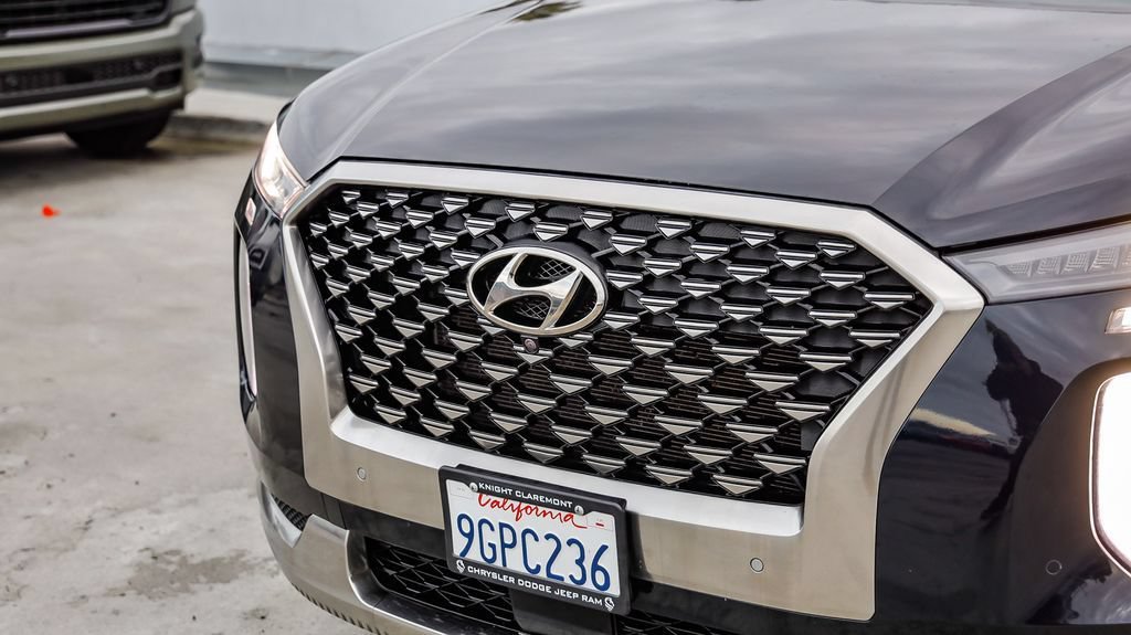 Used 2022 Hyundai Palisade Calligraphy w/ Cargo Package FWD image 6