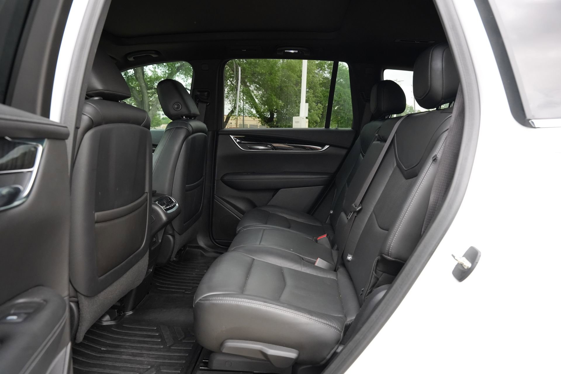 Used 2020 Cadillac XT6 Premium Luxury FWD image 20