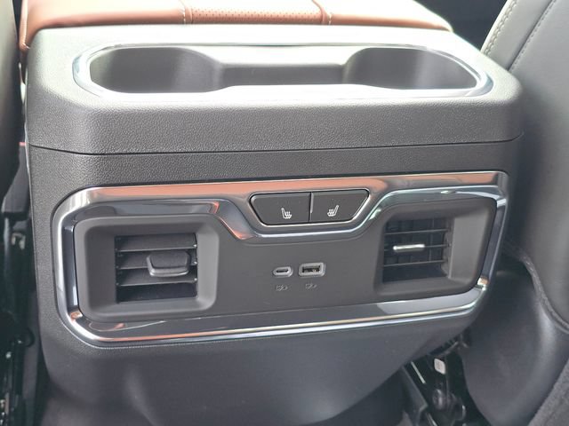 New 2026 GMC Sierra 3500 Denali Ultimate AWD/4WD image 25