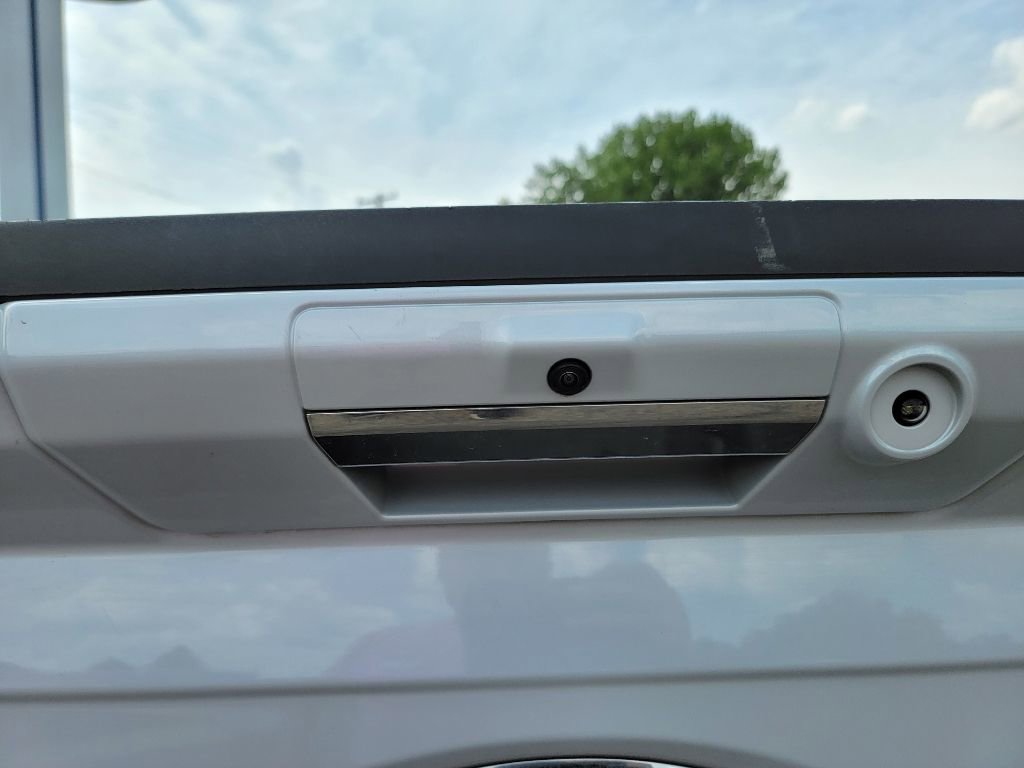 Used 2021 Ford F150 Lariat w/ Equipment Group 502A High image 9