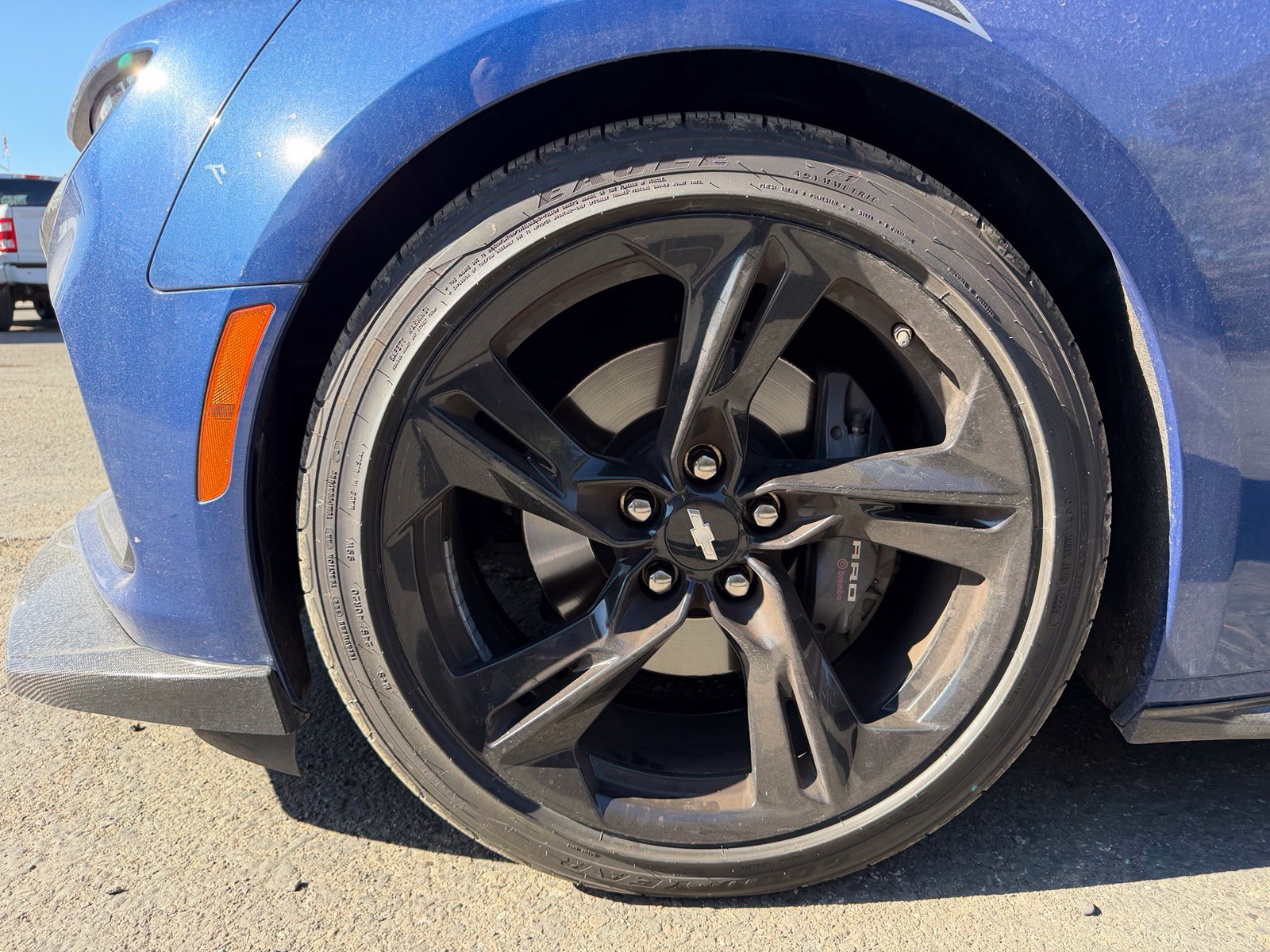 Used 2019 Chevrolet Camaro SS RWD image 9