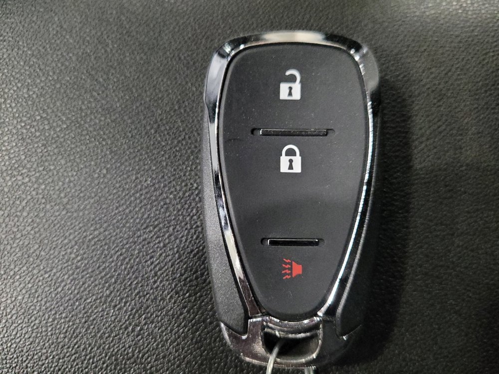 Used 2018 Chevrolet Equinox LS image 32