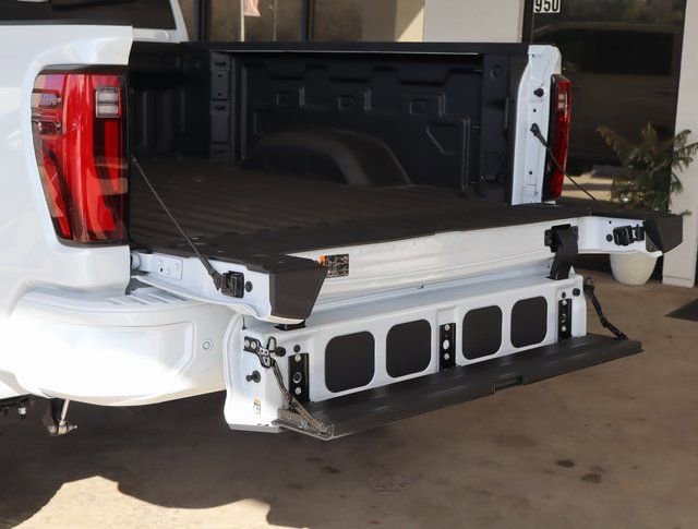 Used 2026 GMC Sierra 2500 Denali w/ Denali Reserve Package image 47