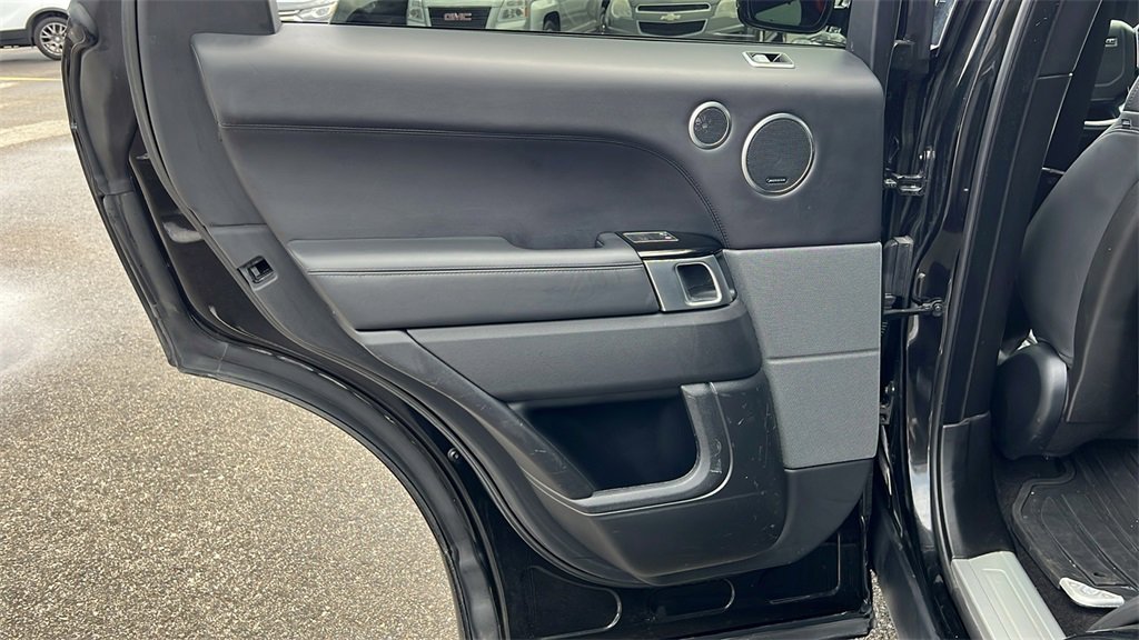 Used 2020 Land Rover Range Rover Sport HSE Dynamic image 30