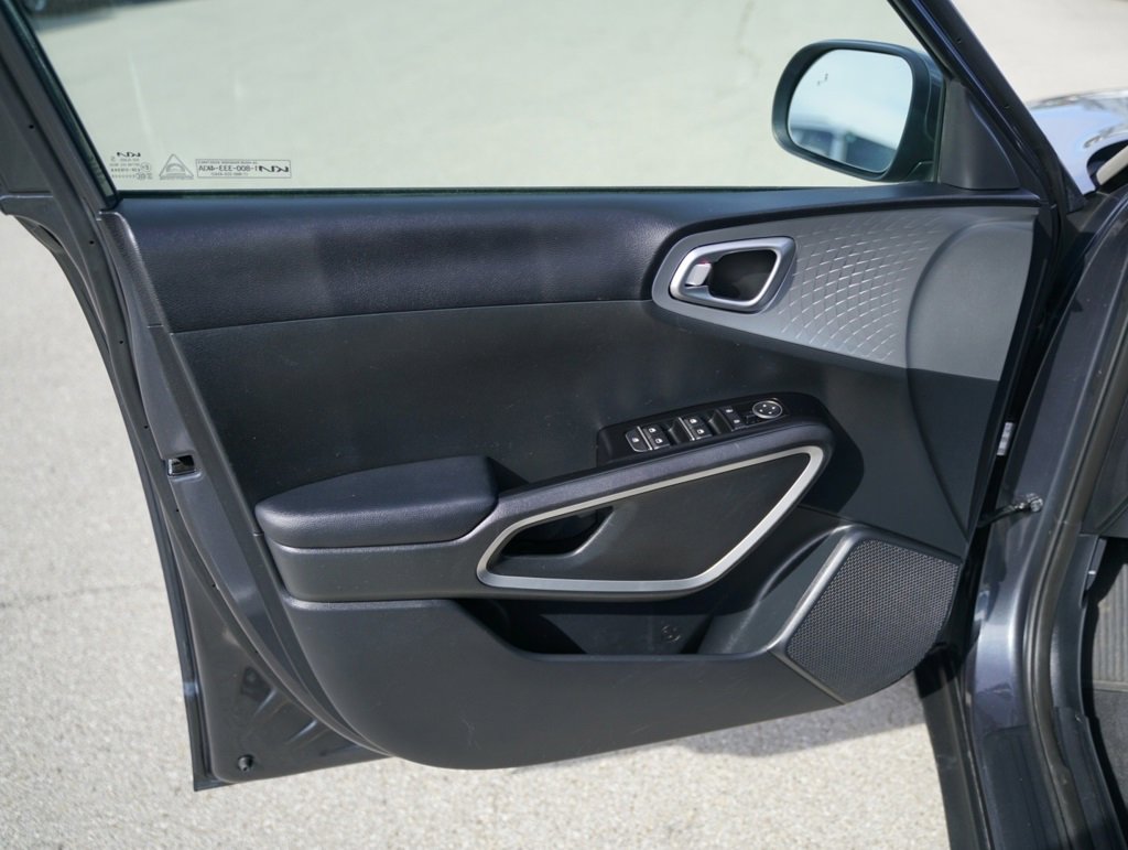 Used 2023 Kia Soul LX w/ Option Group 015 image 20