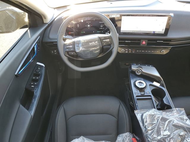 New 2025 Kia EV6 Wind image 17
