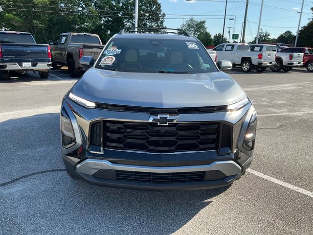 Used 2026 Chevrolet Equinox ACTIV w/ Convenience Package III AWD/4WD image 2