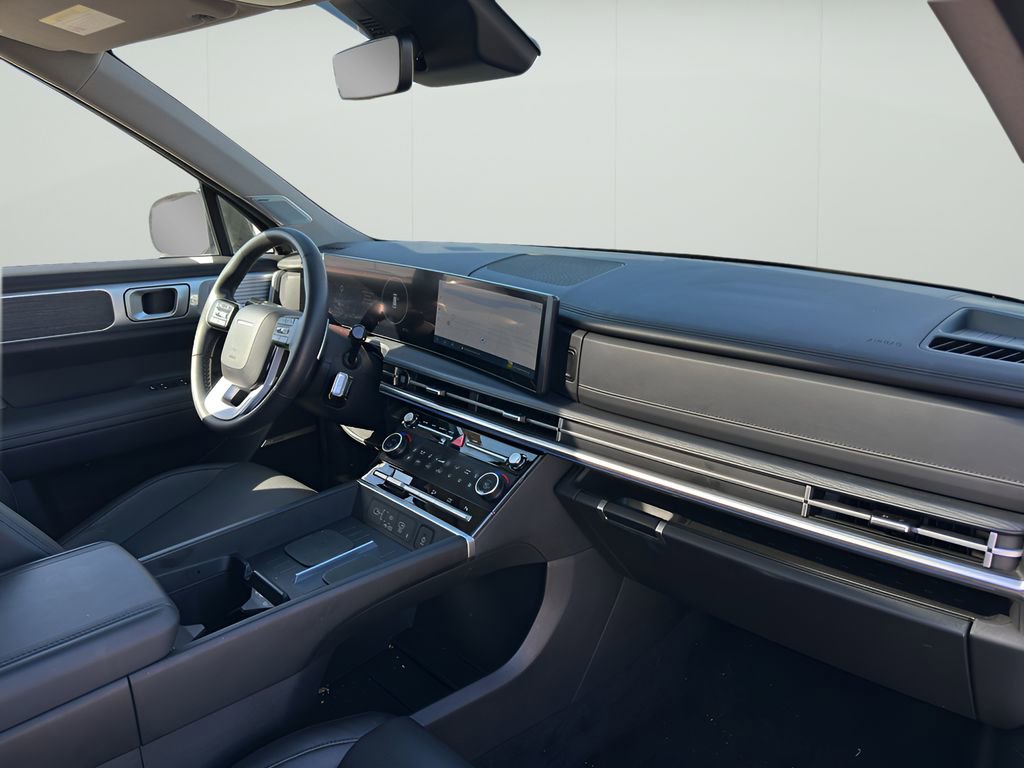 Used 2024 Hyundai Santa Fe Limited image 30