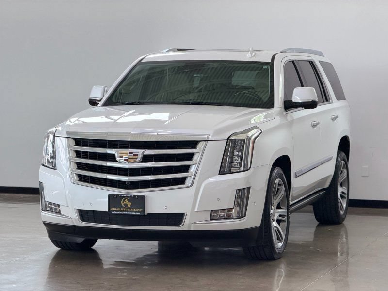 Used 2020 Cadillac Escalade Premium Luxury AWD/4WD image 3