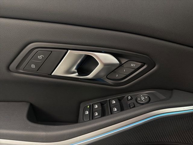Used 2024 BMW 330i Sedan image 16