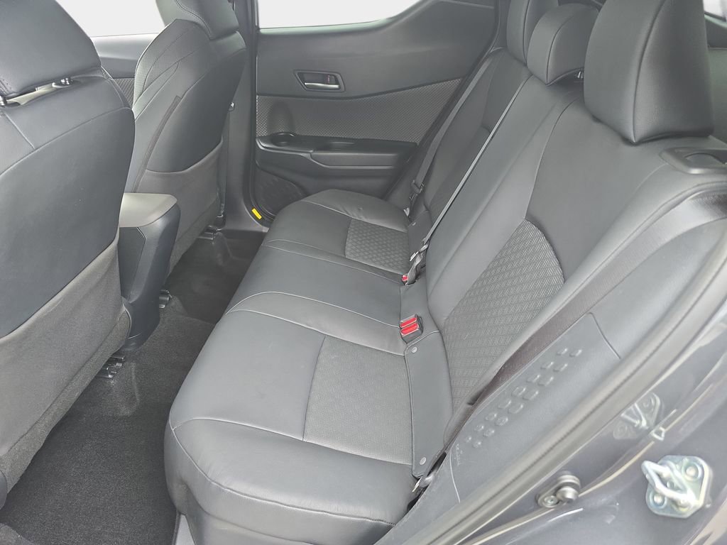 Used 2022 Toyota C-HR Limited FWD image 16
