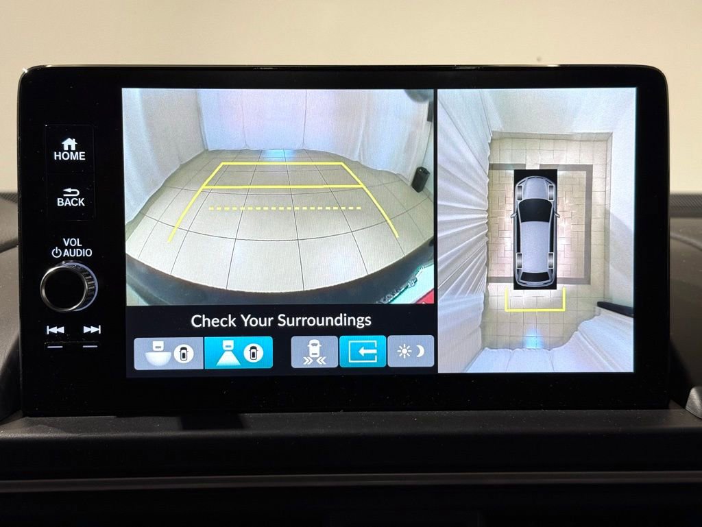 Used 2025 Honda Pilot Elite image 31