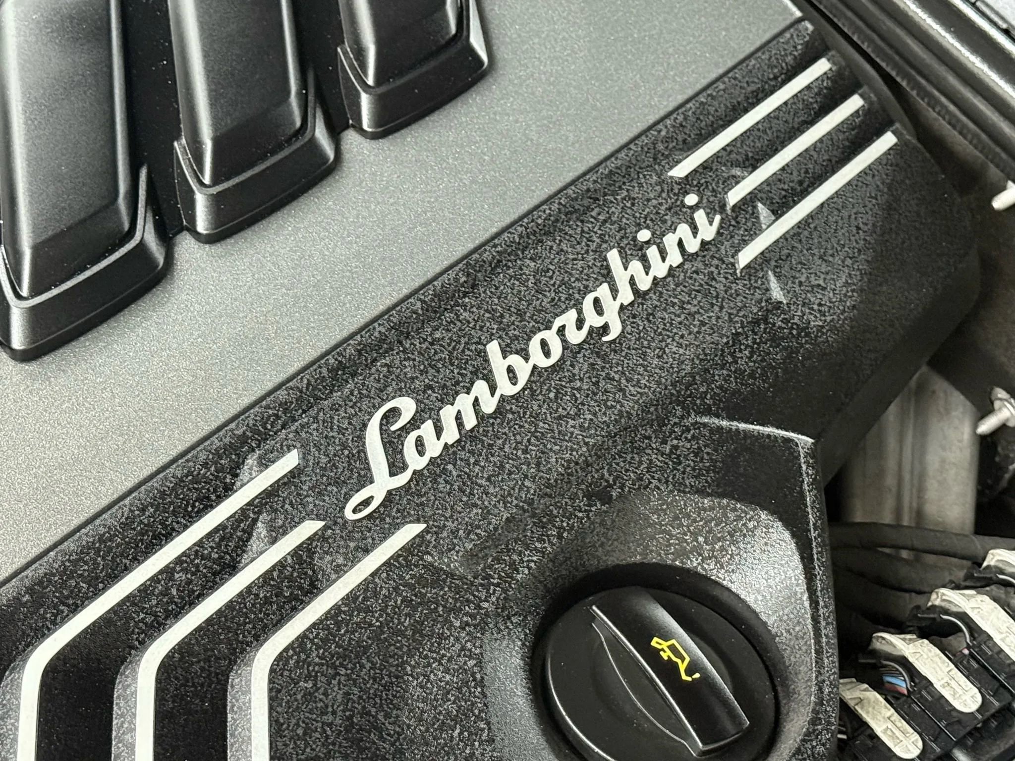 Used 2021 Lamborghini Urus image 77