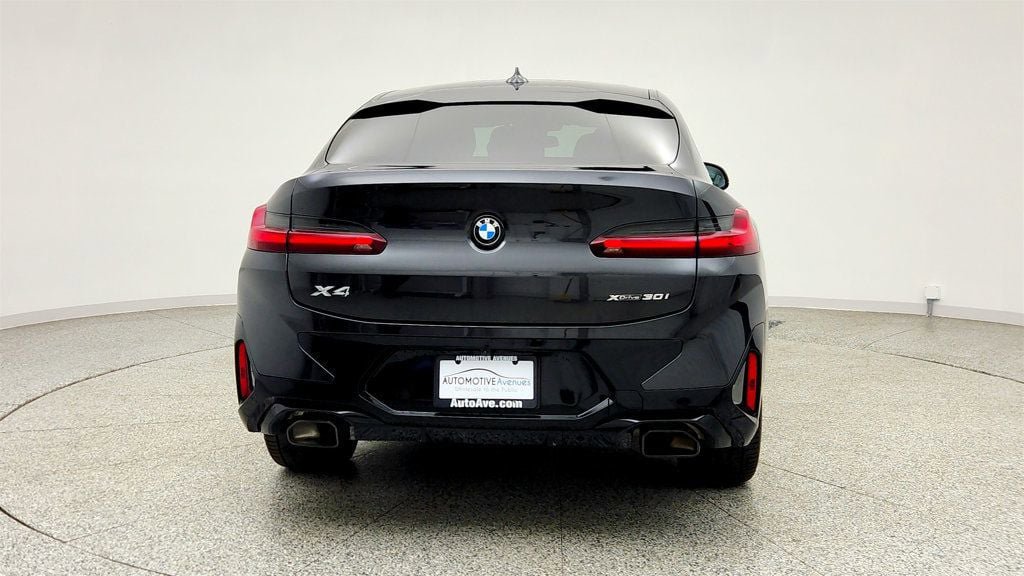 Used 2024 BMW X4 xDrive30i w/ Premium Package AWD/4WD image 6