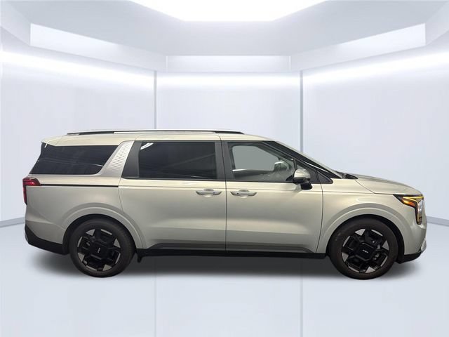 Used 2026 Kia Carnival EX FWD image 6