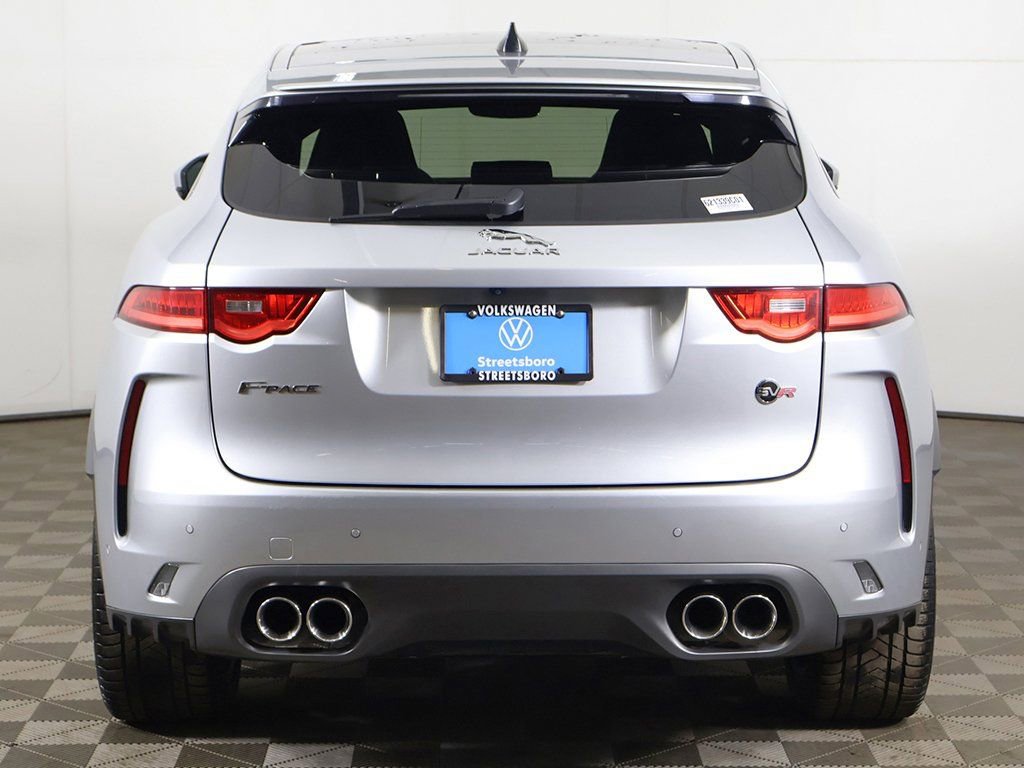 Used 2020 Jaguar F-PACE SVR image 15