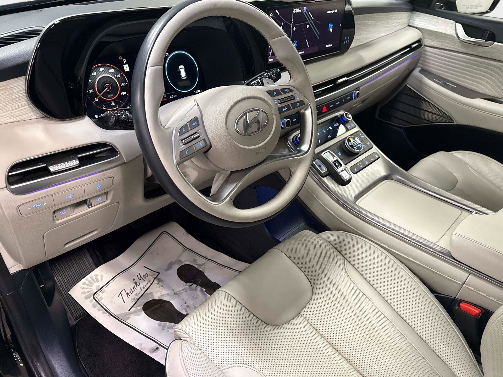 Used 2024 Hyundai Palisade Calligraphy image 22