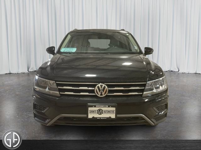 Used 2020 Volkswagen Tiguan SE image 2