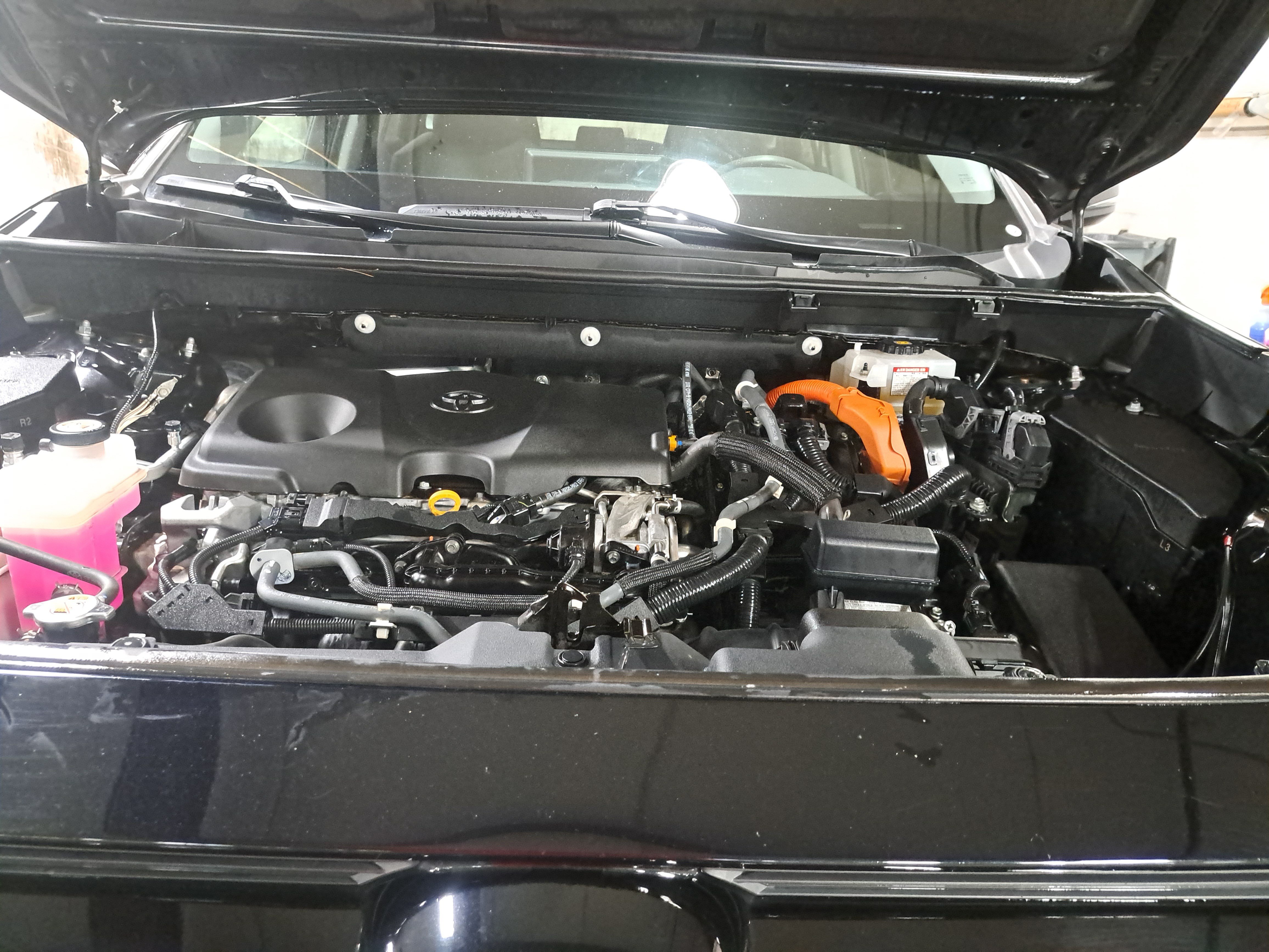 Used 2019 Toyota RAV4 XLE AWD/4WD image 31