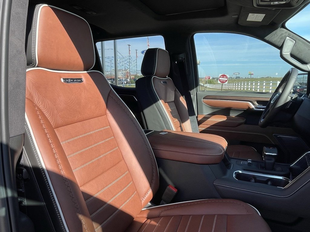 New 2026 GMC Sierra 1500 Denali Ultimate image 12