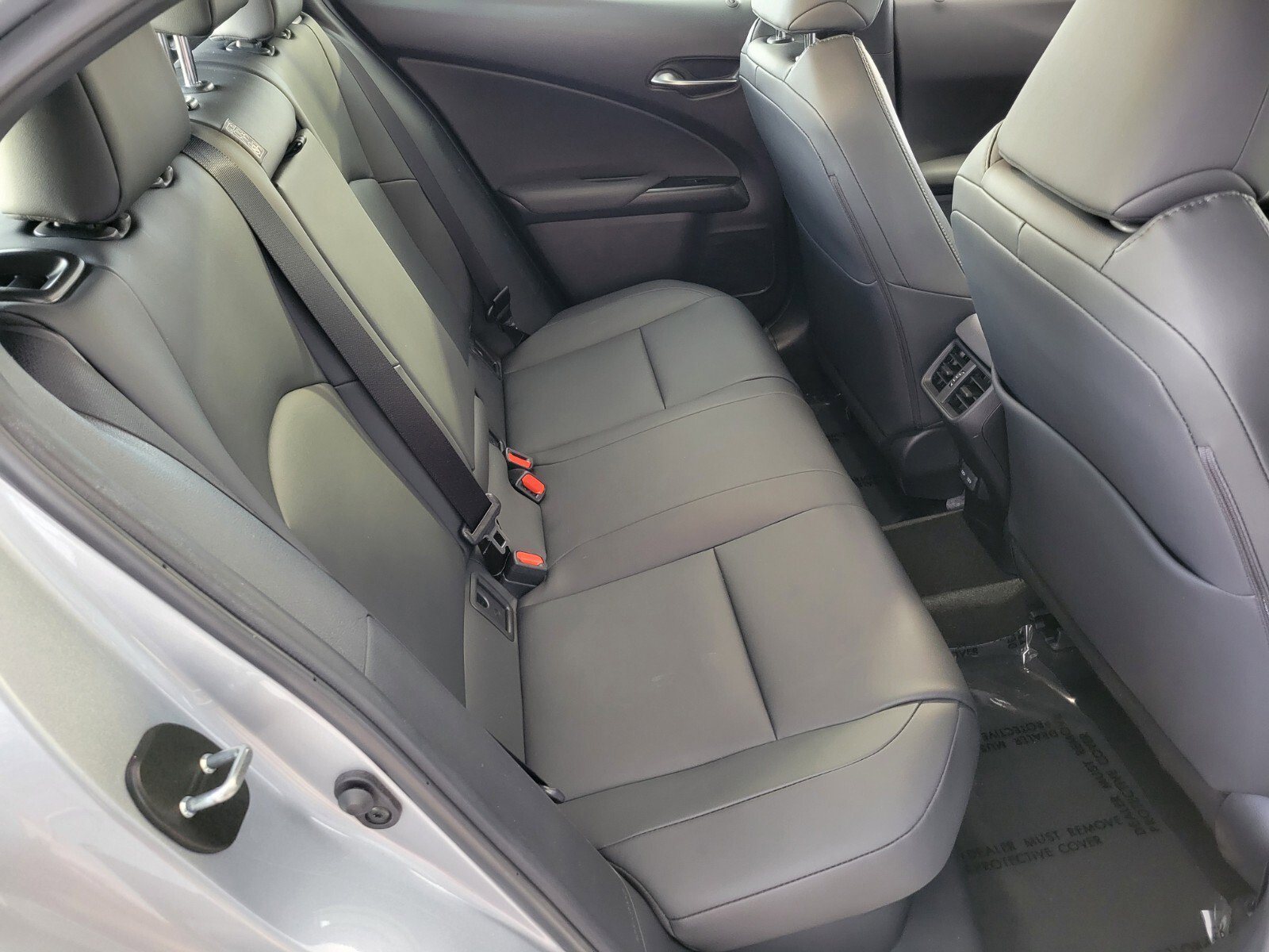 Certified 2024 Lexus UX 250h FWD image 16