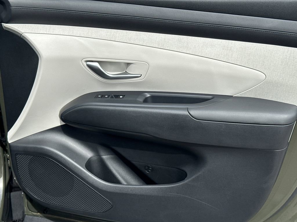 Certified 2025 Hyundai Tucson SEL FWD image 14
