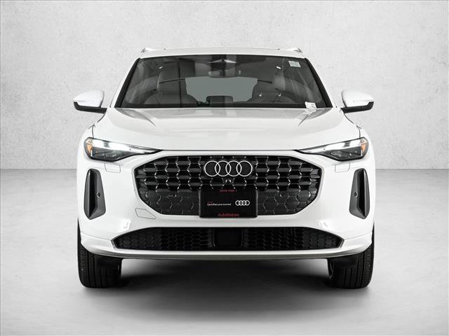 Certified 2025 Audi Q5 Premium w/ Convenience Package AWD/4WD image 2
