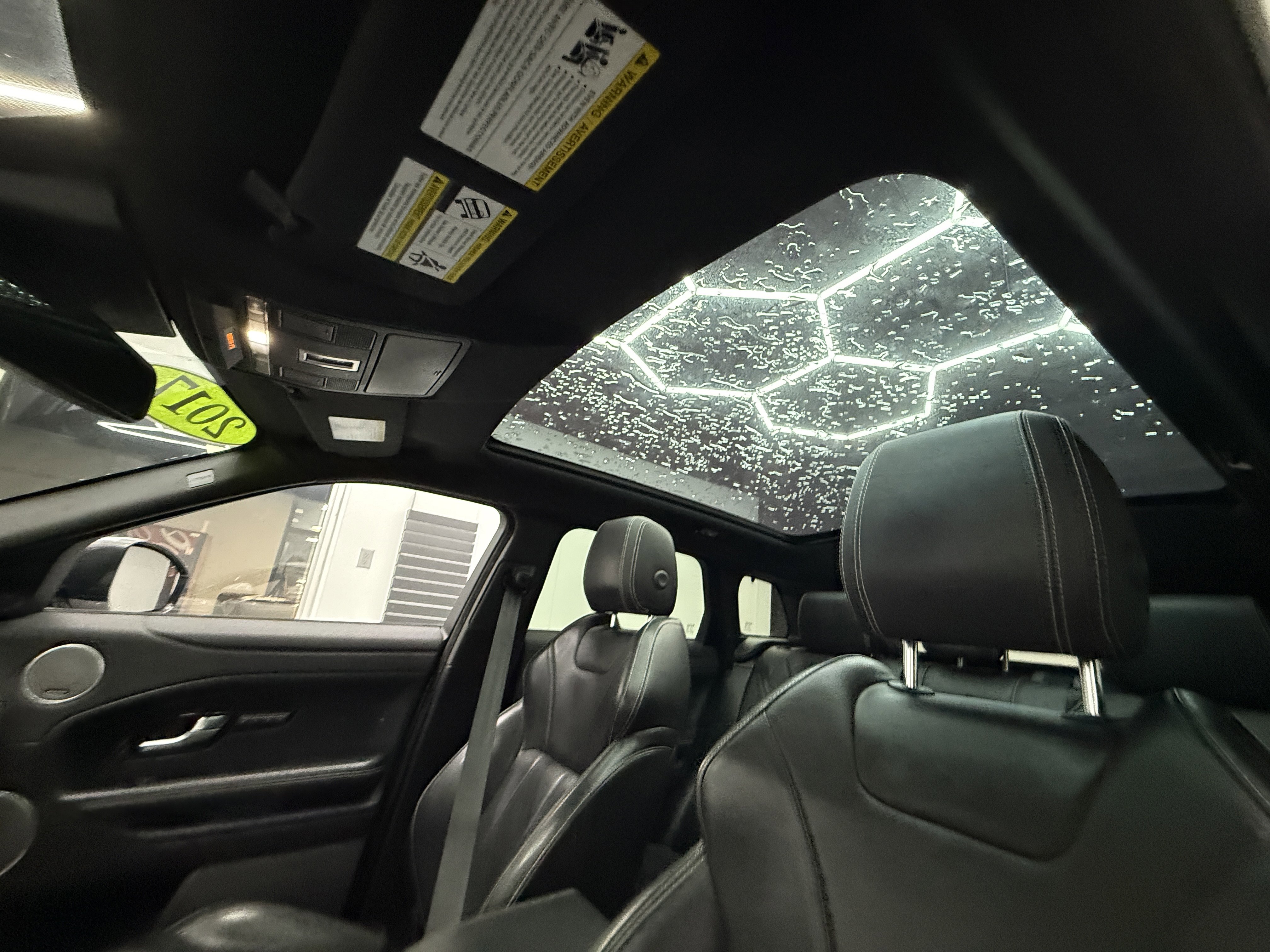 Used 2017 Land Rover Range Rover Evoque HSE image 14