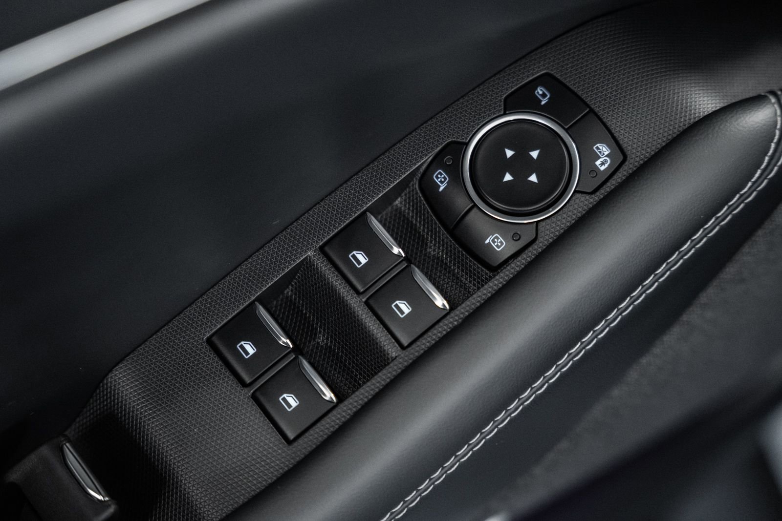 Certified 2025 Ford Mustang Mach-E Premium image 42