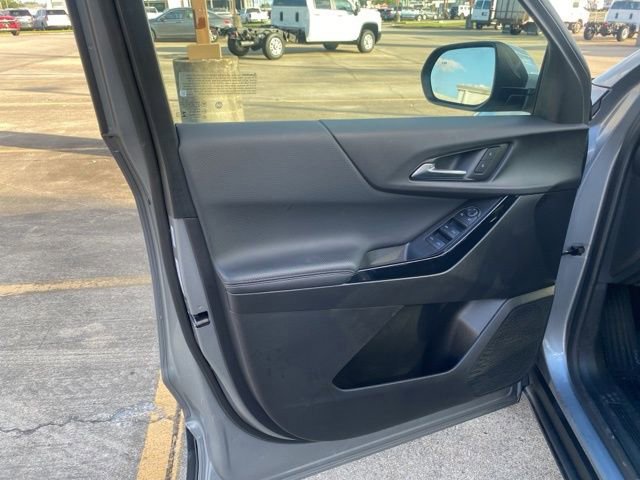 Used 2025 Chevrolet Equinox LT image 14