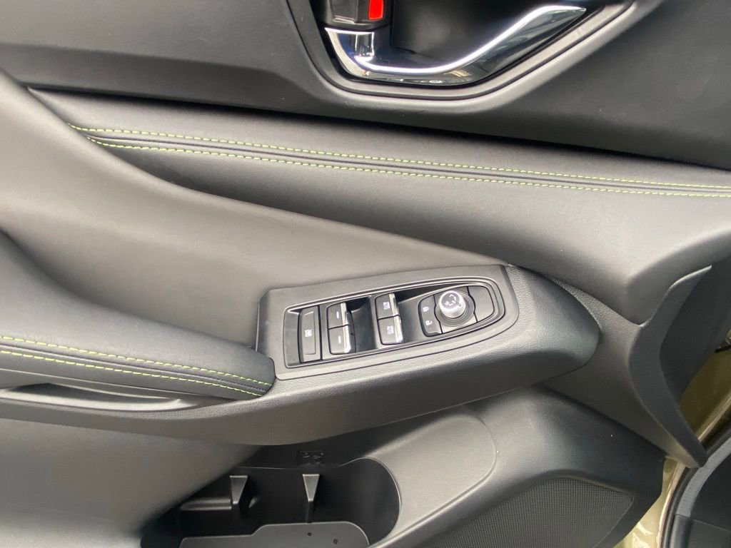 Used 2024 Subaru Ascent Onyx Edition image 11