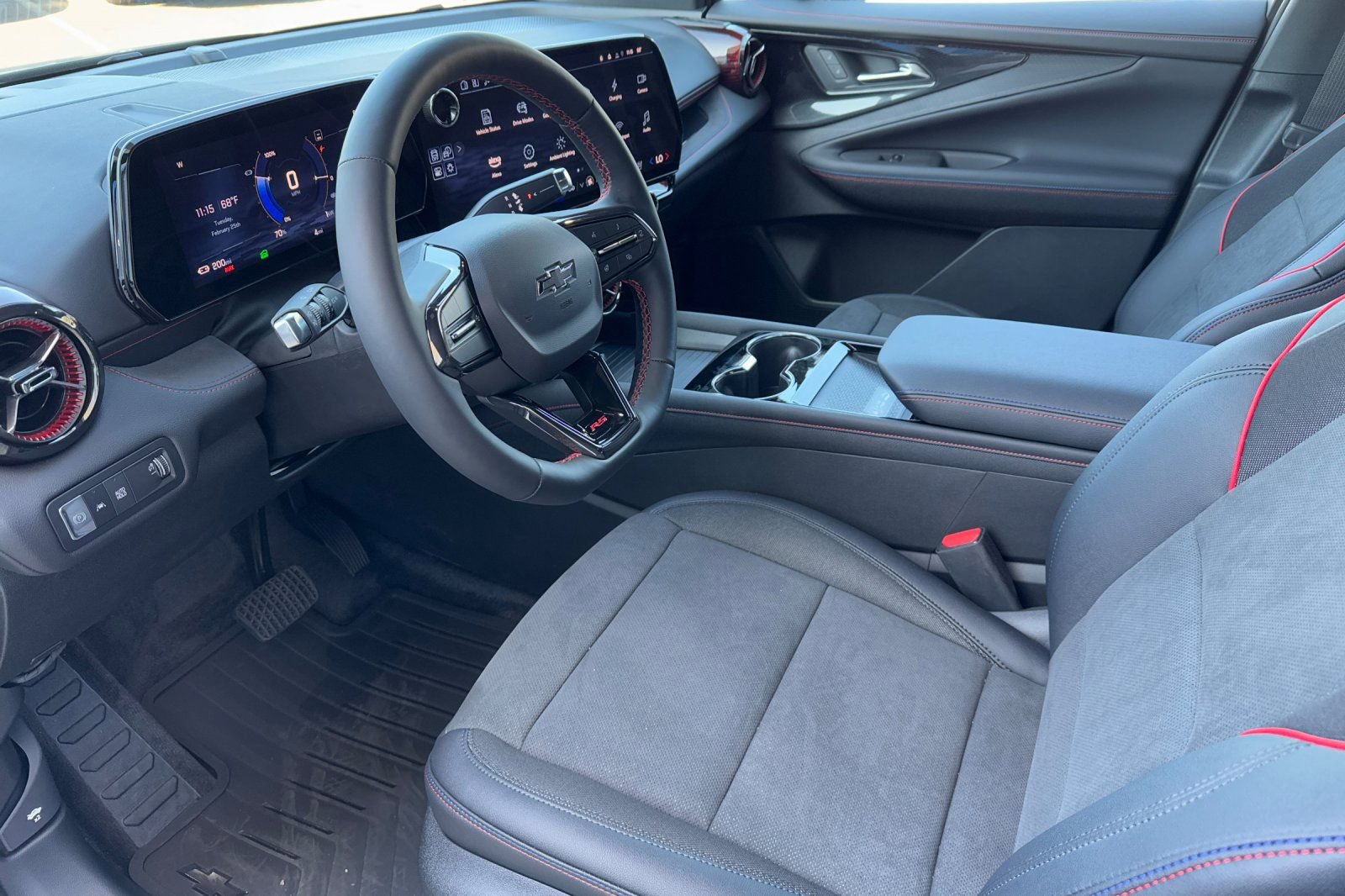 New 2025 Chevrolet Blazer EV RS image 10