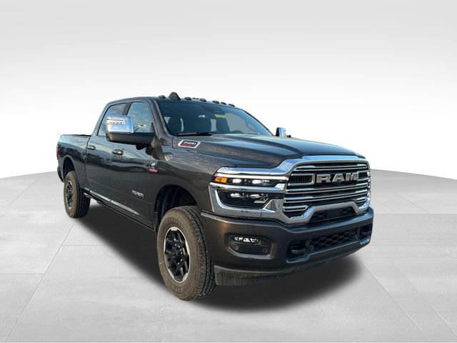 Used 2025 RAM 3500 Laramie image 7
