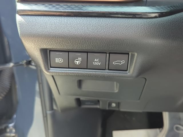 Used 2024 Toyota Grand Highlander AWD Hybrid image 39