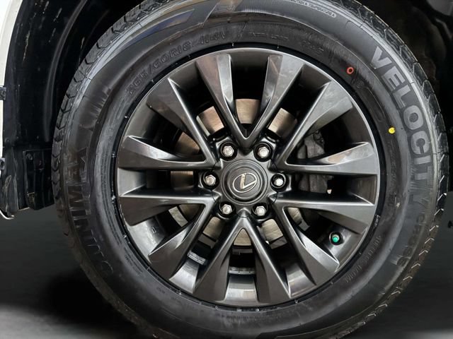 Certified 2023 Lexus GX 460 Premium w/ Premium Package AWD/4WD image 34