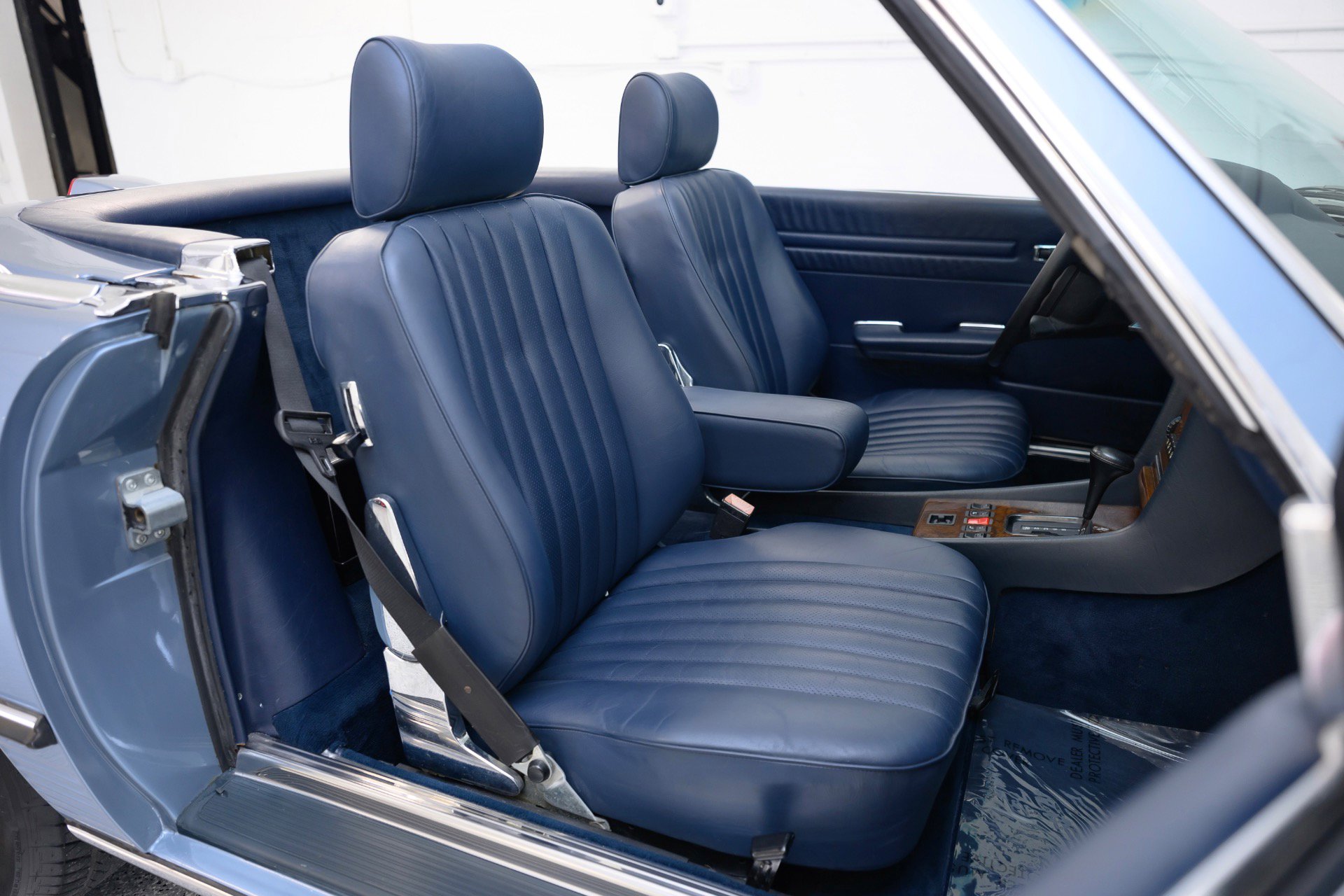 Used 1987 Mercedes-Benz 560 SL image 18