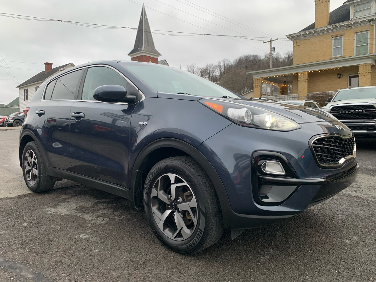 Used 2020 Kia Sportage LX image 7