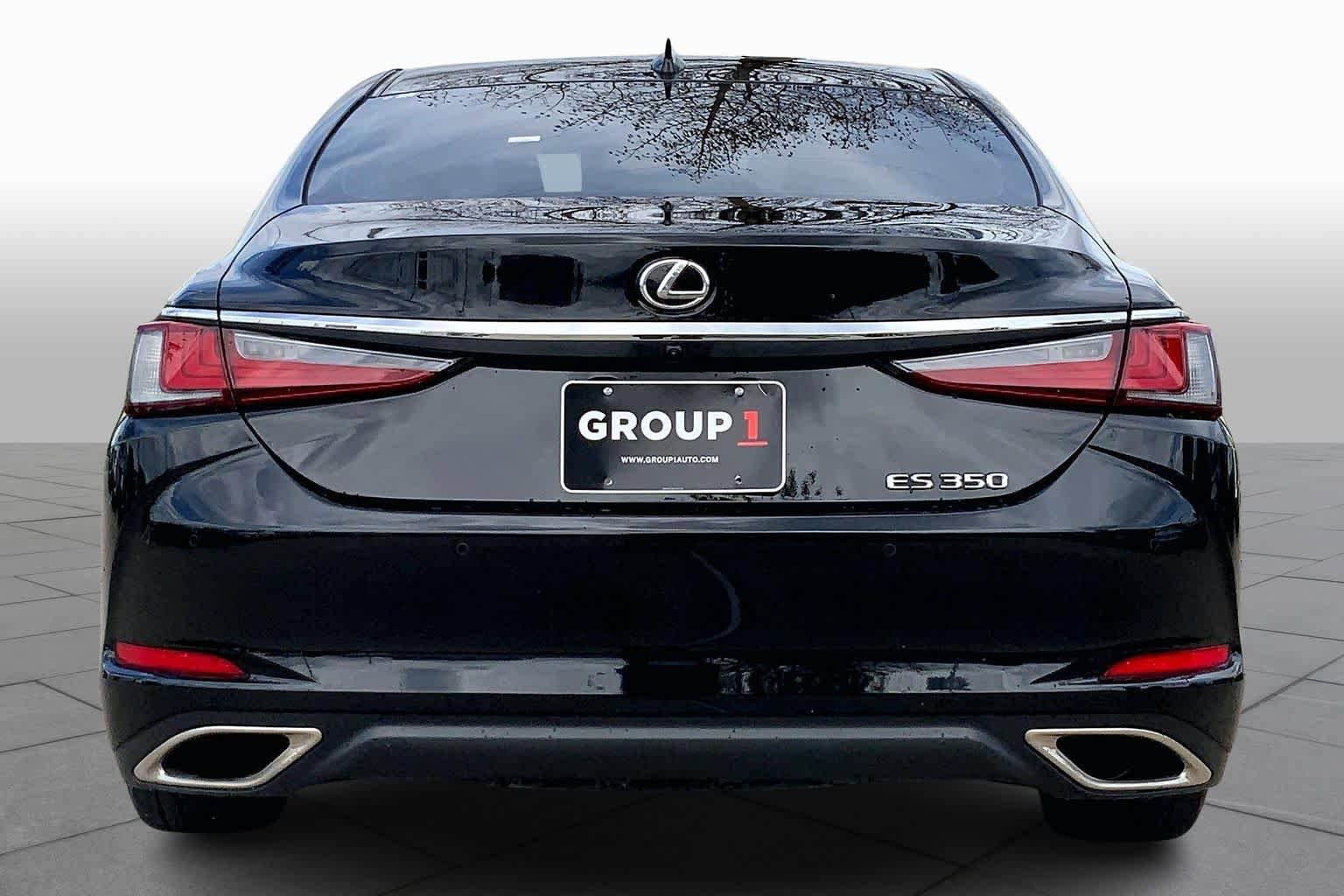 Used 2024 Lexus ES 350 w/ Premium Package FWD image 5