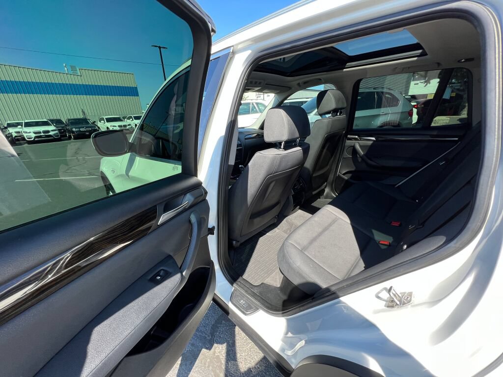 Used 2014 BMW X3 xDrive28i AWD/4WD image 12