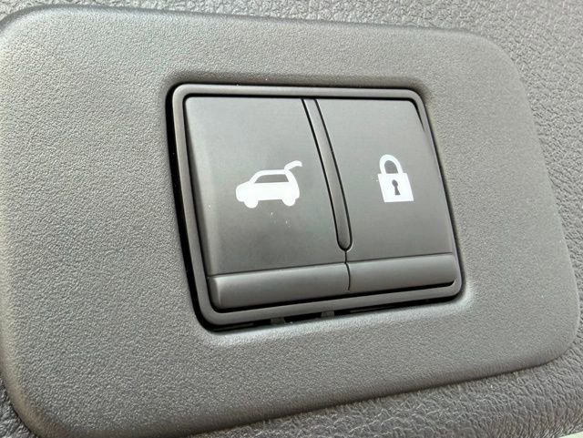 Certified 2026 Nissan Murano Platinum w/ Cargo Package image 10